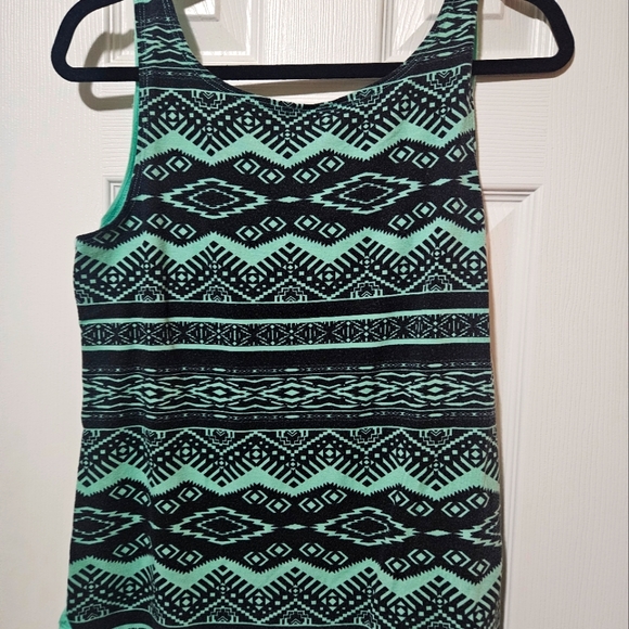 Rue21 Tiger Design Tank Top - Picture 3 of 3